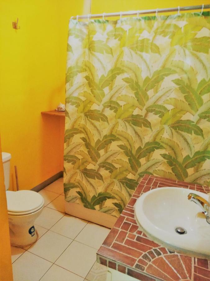 Toga Guest House Порт-Антоніо Екстер'єр фото